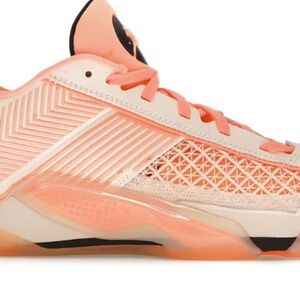 Air Jordan xxxviii low crimson tint fd2326-800